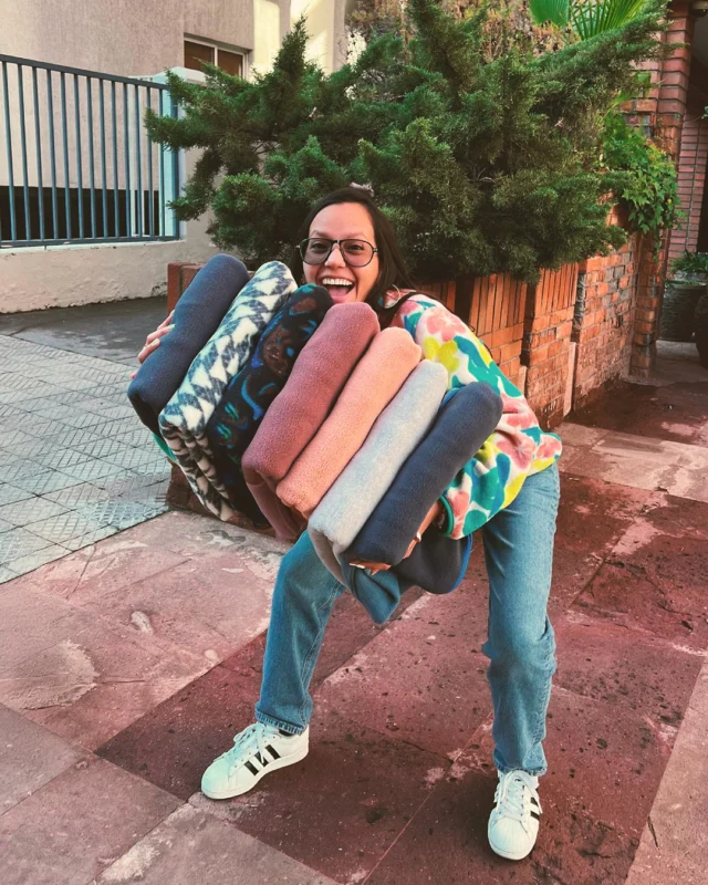 ¡Nuestros Synch Patagonia están mejores que nunca! ✨🧥
El clásico pullover, ahora más sostenible que nunca: confeccionado en un 100% de poliéster reciclado ♻️ con cuello alto y broches para facilitar la ventilación. 	Los puños y el dobladillo tienen ribete de spandex para sellar el aire fresco y sentirse suave y cómodo en la piel.

Perfecto para noches frescas, escapadas de fin de semana o simplemente para recorrer la ciudad en días frescos.

Disponible en tienda📍y limitesur.cl 📲